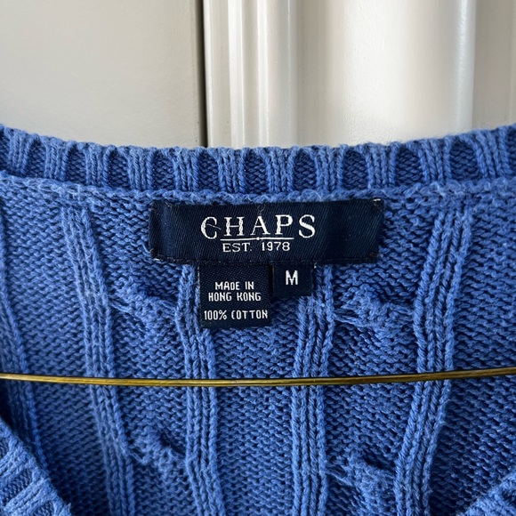 CLEARANCE Women’s Blue Medium Cotton V-Neck Knit Sweater - Picture 4 of 9